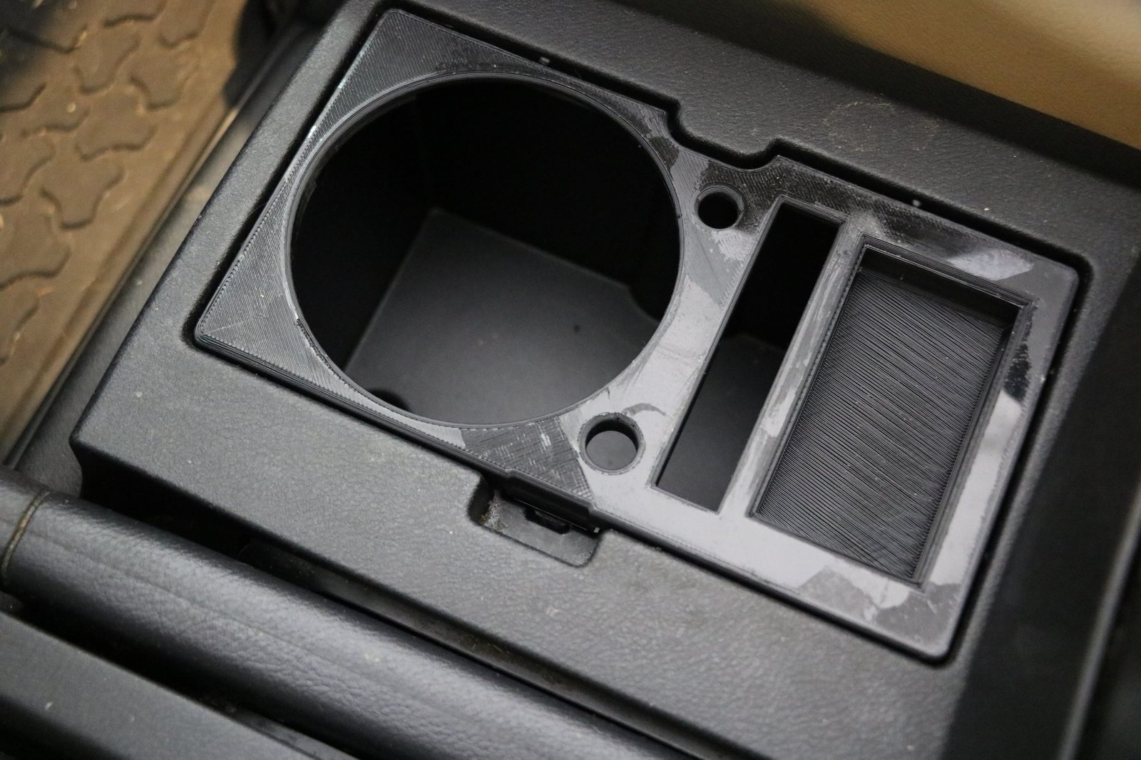 Cup holder insert side view